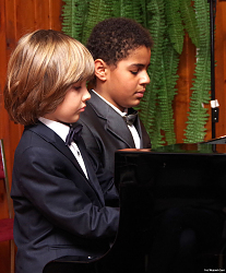 III Międzyszkolny Konkurs Zespołów Fortepianowych „Na 4 ręce i więcej”